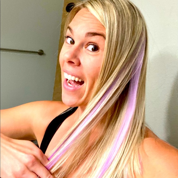 Meet Your Posher! - Picture 2 of 2